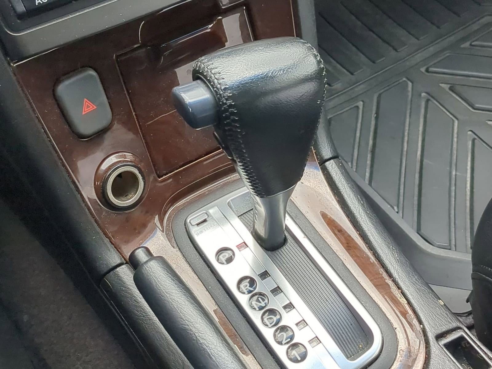 Thumbnail: 2001 Nissan Maxima - 27