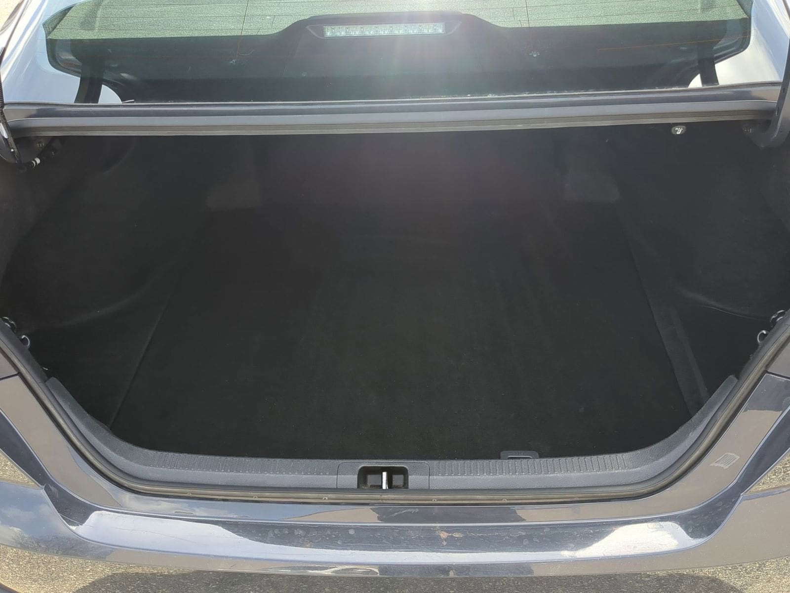 Thumbnail: 2025 Toyota Camry - 32