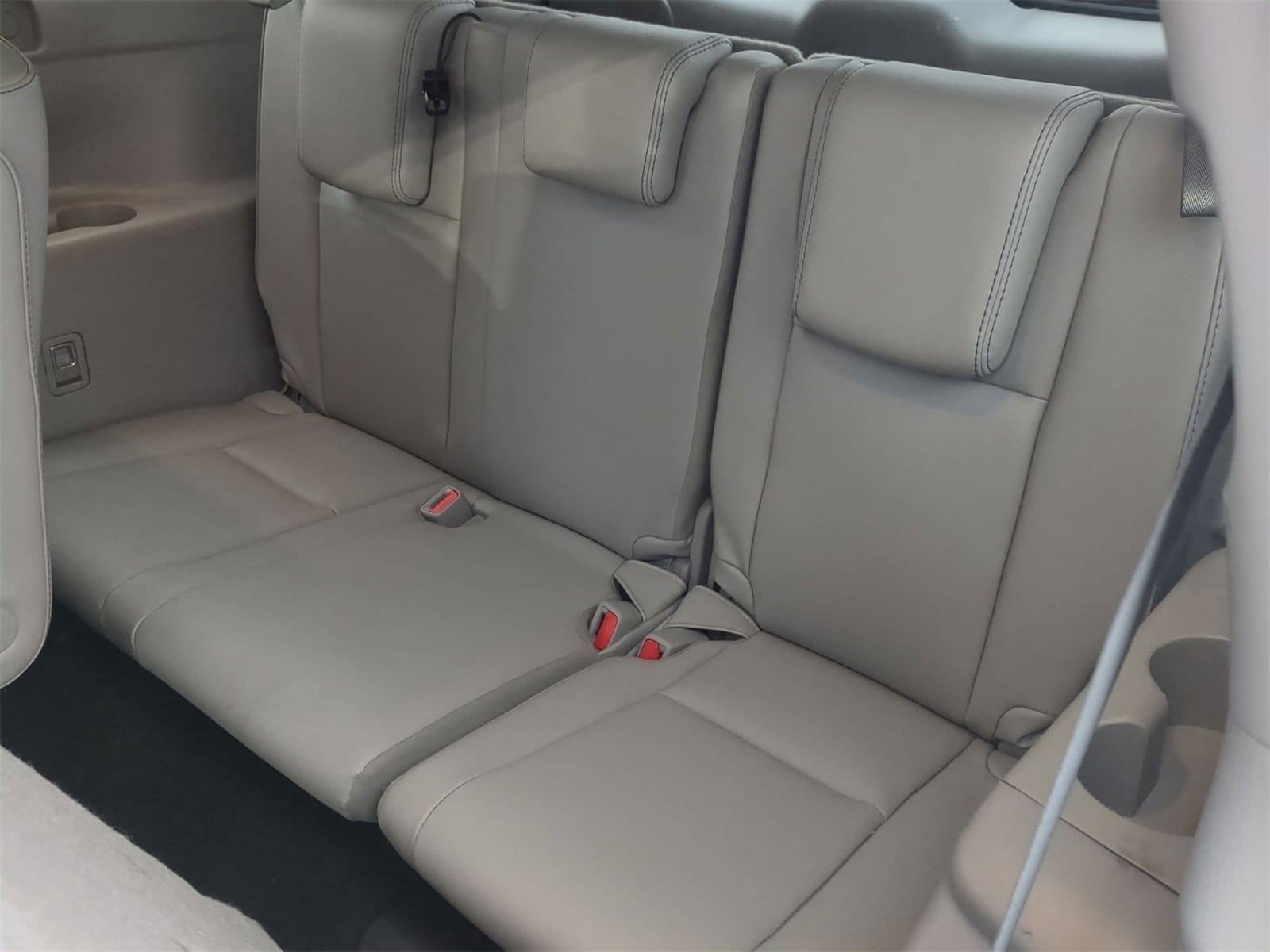 Thumbnail: 2018 Toyota Highlander - 21