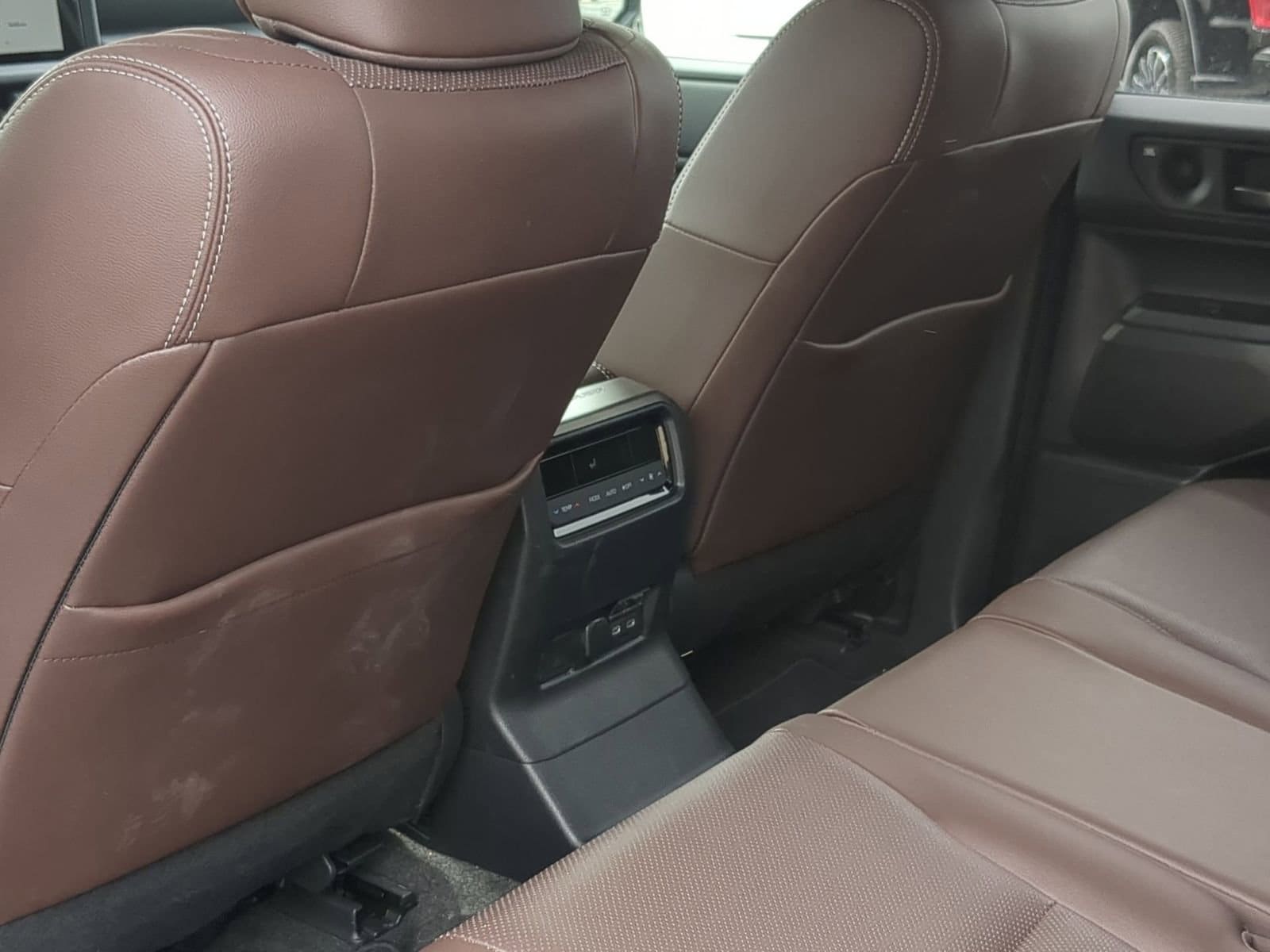 Thumbnail: 2025 Toyota Land Cruiser - 18