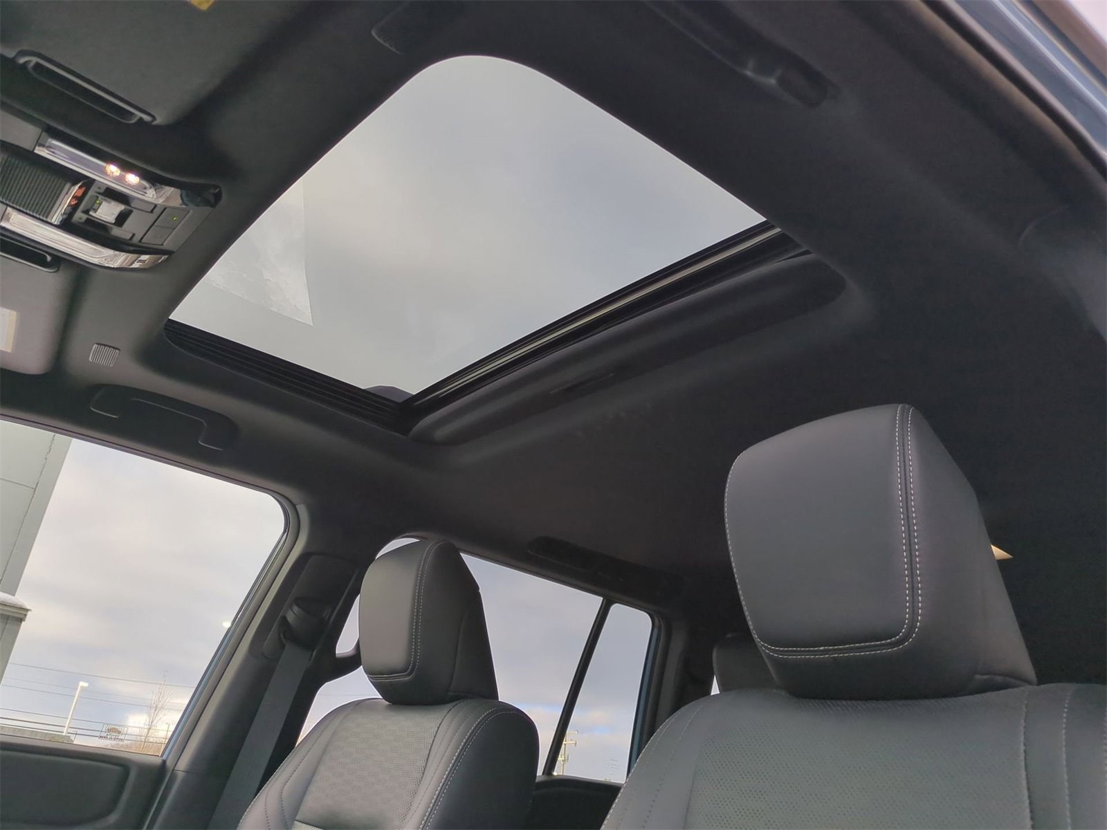 Thumbnail: 2025 Toyota Land Cruiser - 19