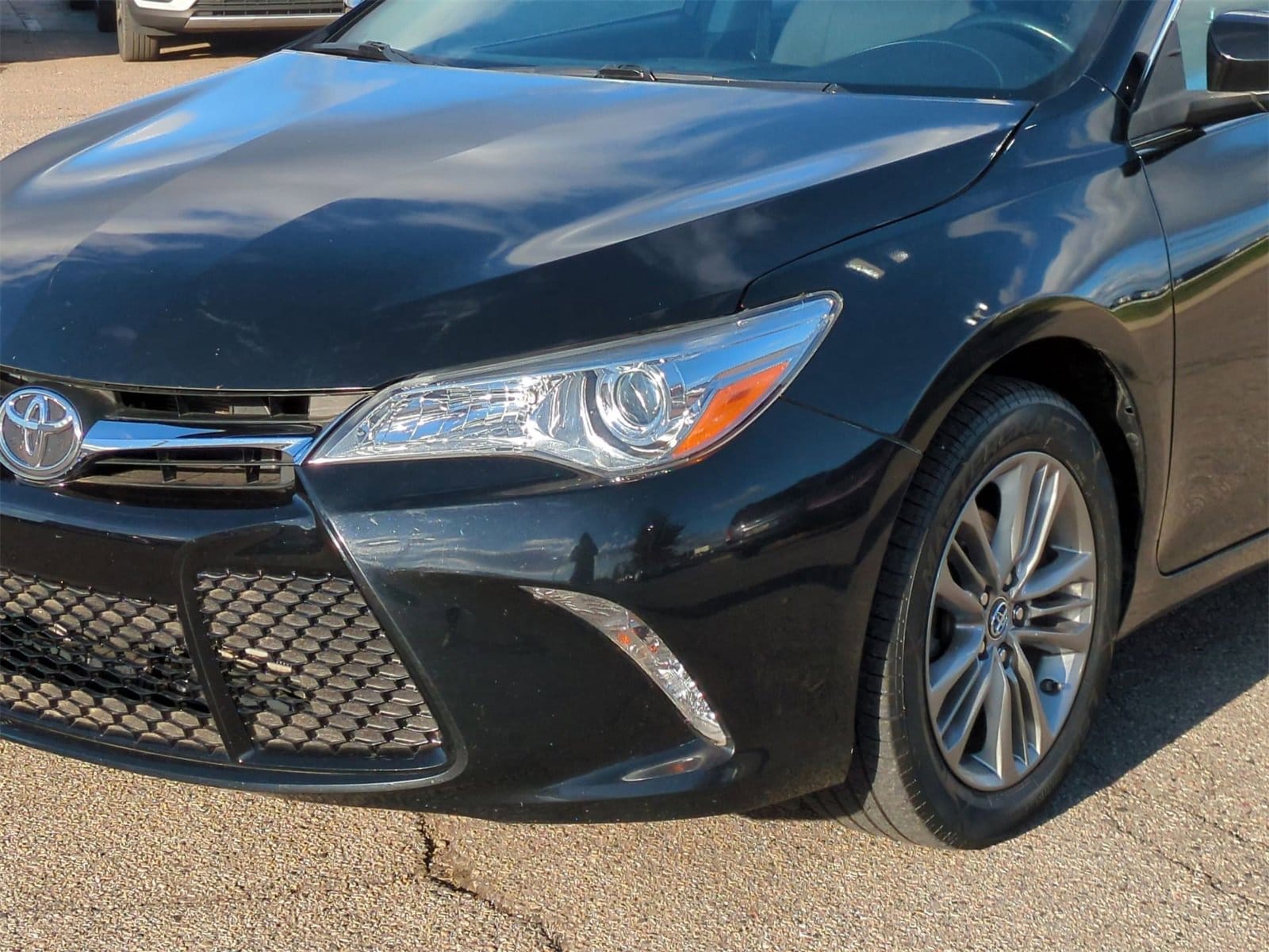 Thumbnail: 2016 Toyota Camry - 11