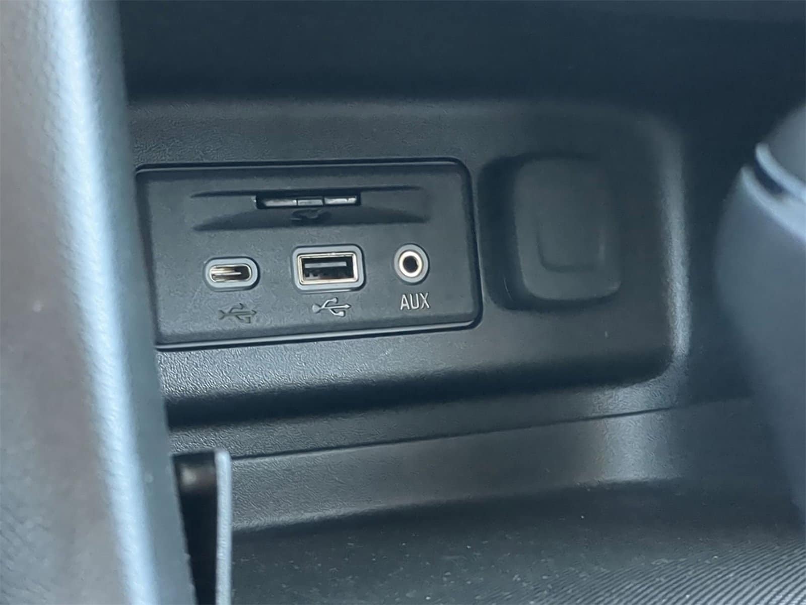 Thumbnail: 2019 Chevrolet Equinox - 37