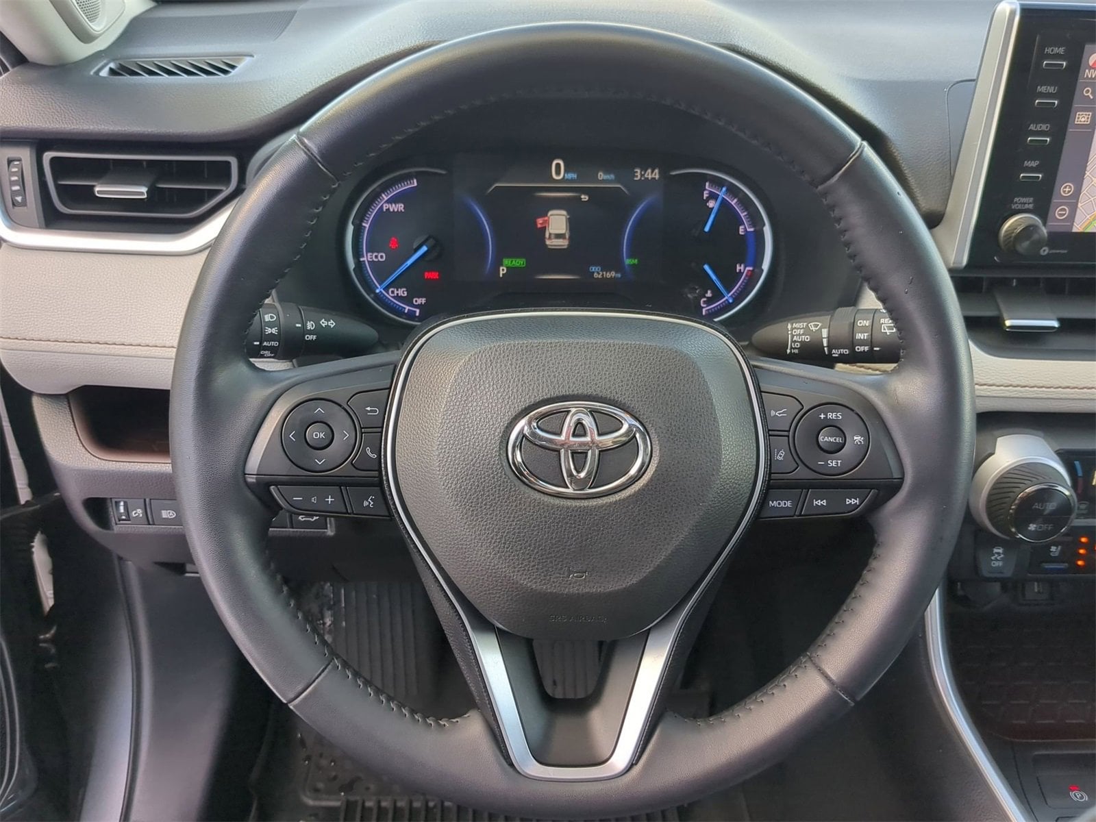 Thumbnail: 2020 Toyota RAV4 - 22