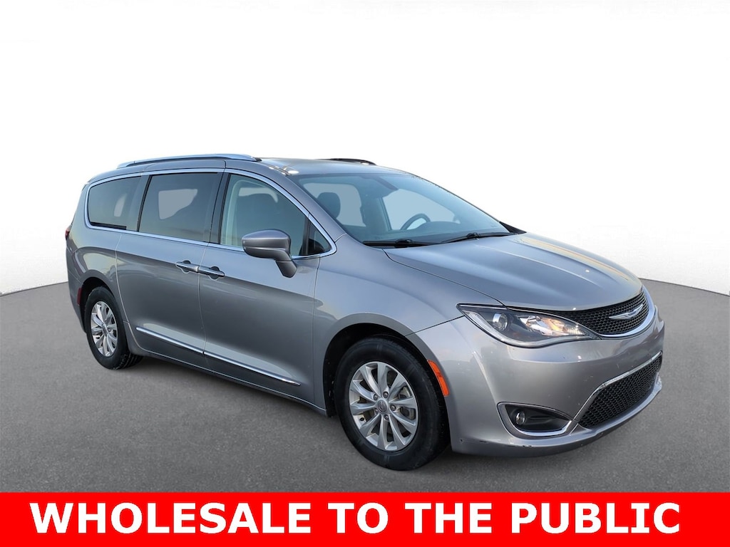 Used 2018 Chrysler Pacifica Touring L Plus Van