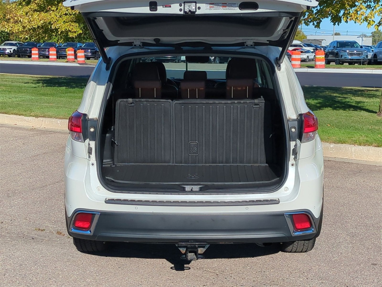 Thumbnail: 2019 Toyota Highlander - 34