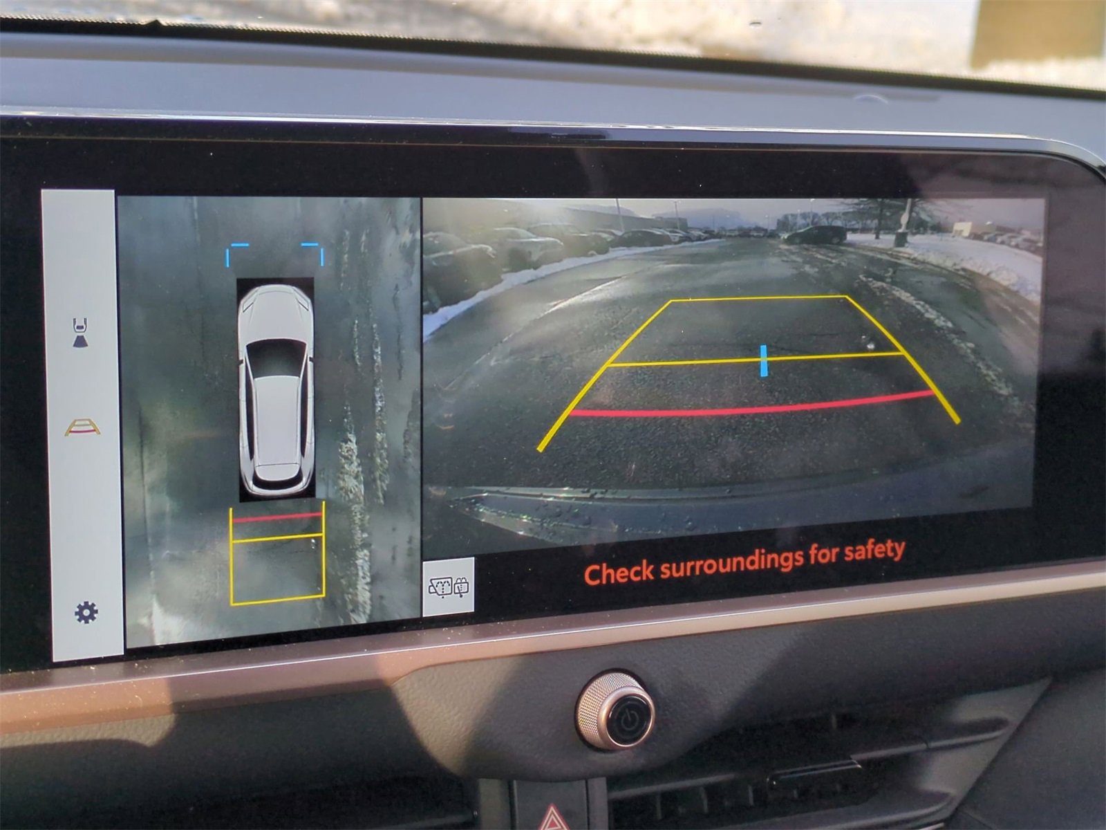 Thumbnail: 2025 Toyota Crown Signia - 29