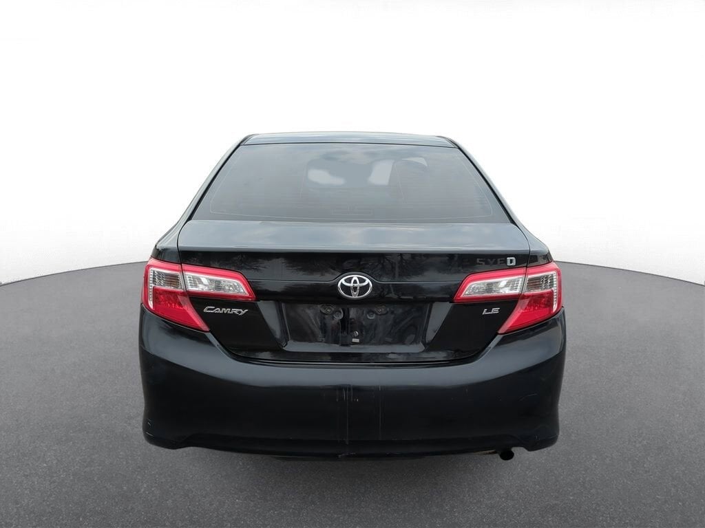Thumbnail: 2012 Toyota Camry - 7