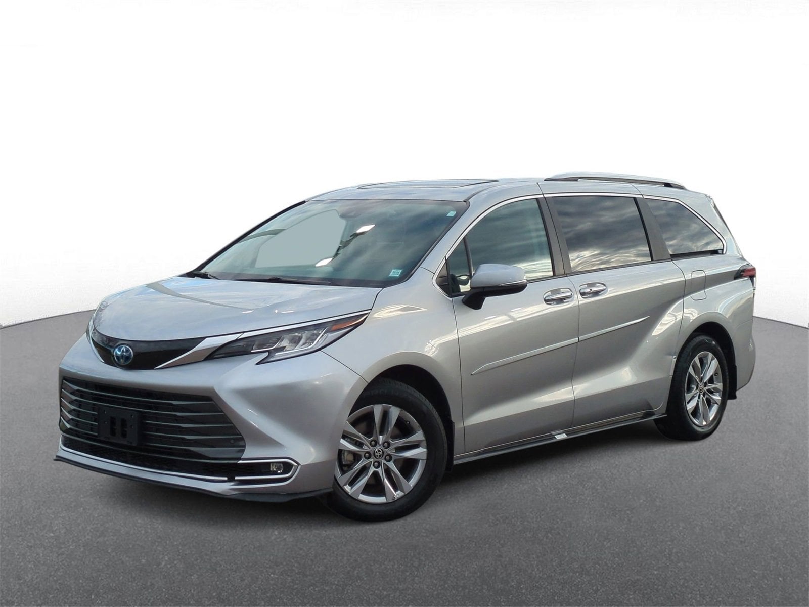 Thumbnail: 2024 Toyota Sienna - 1
