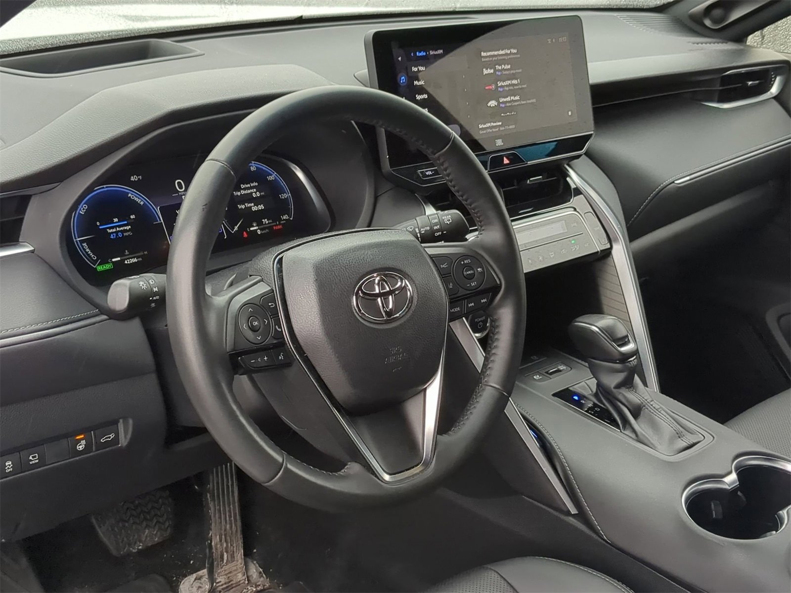 Thumbnail: 2024 Toyota Venza - 10