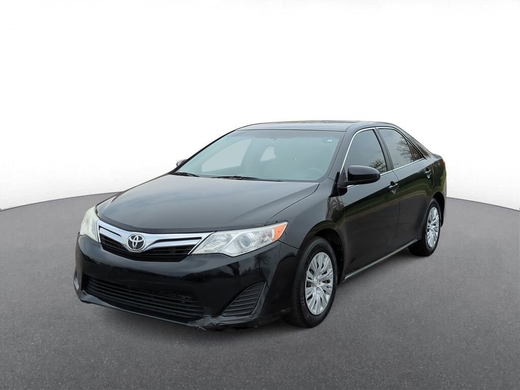 Thumbnail: 2012 Toyota Camry - 4