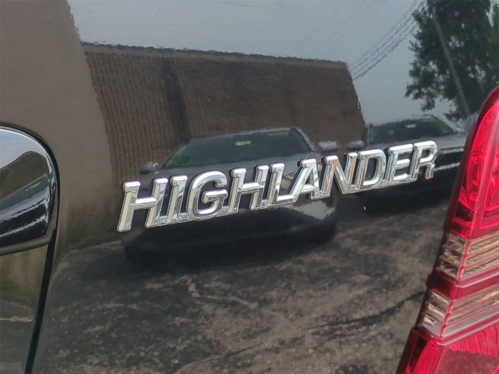 Thumbnail: 2003 Toyota Highlander - 12