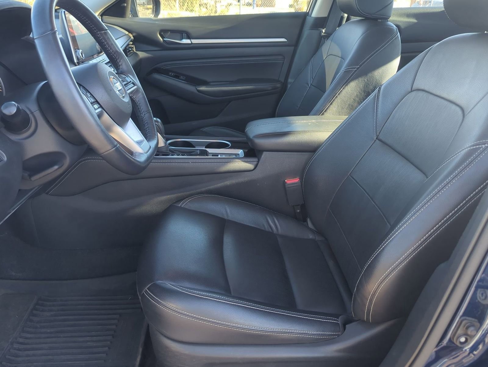 Thumbnail: 2022 Nissan Altima - 16