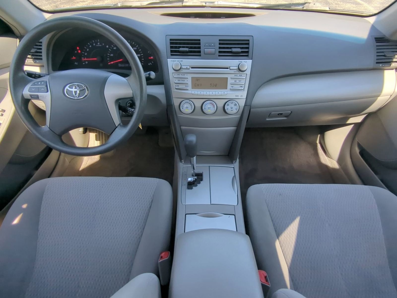 Thumbnail: 2010 Toyota Camry - 15