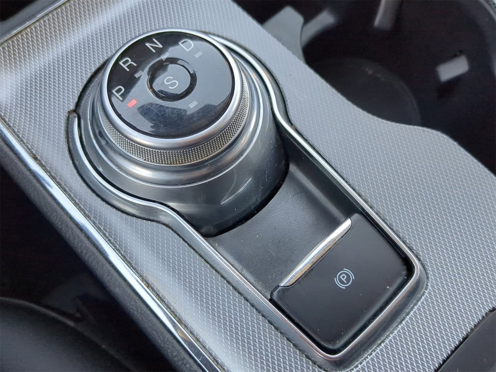 Thumbnail: 2021 Ford Edge - 37