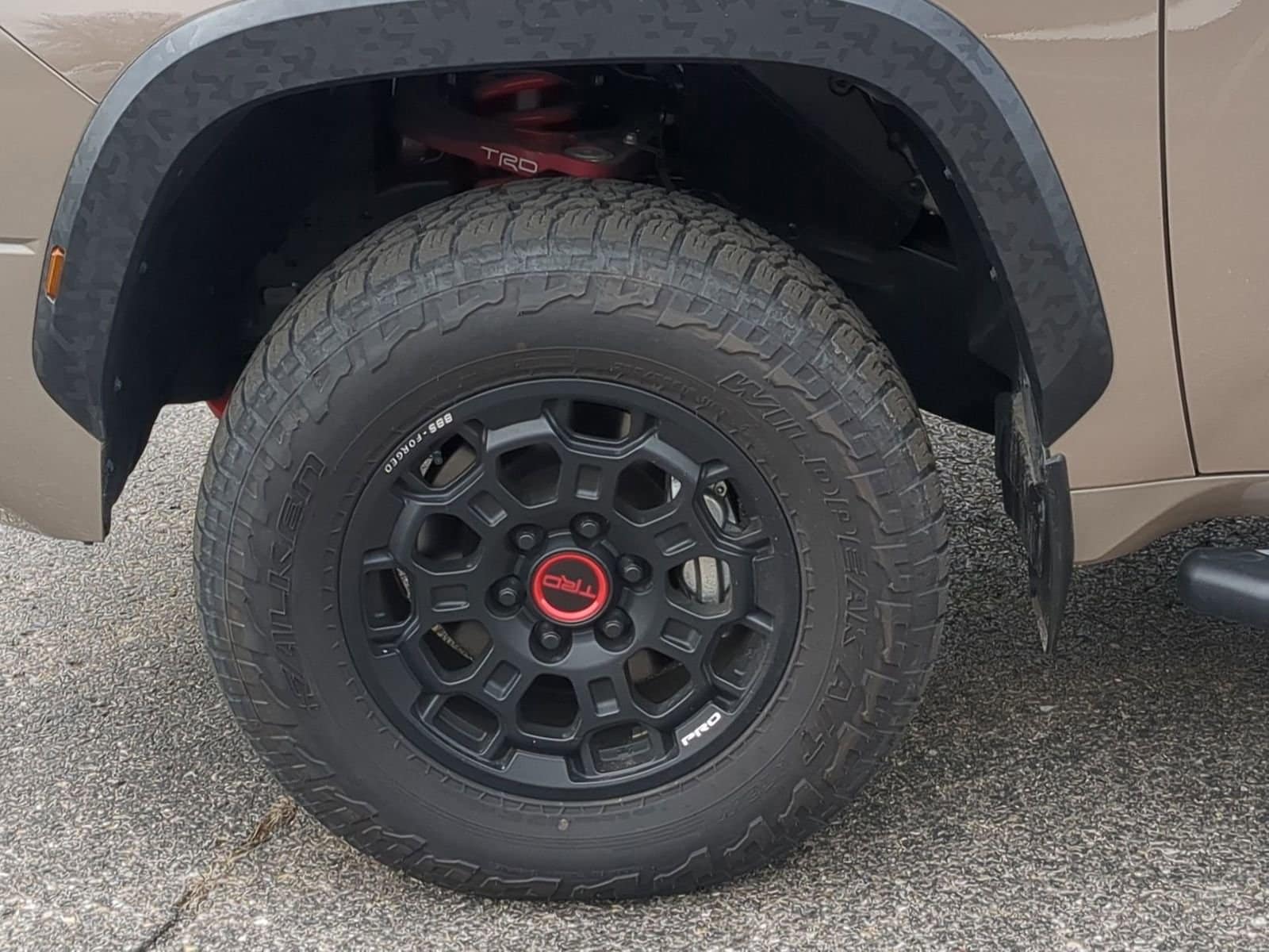 Thumbnail: 2025 Toyota Tundra - 14