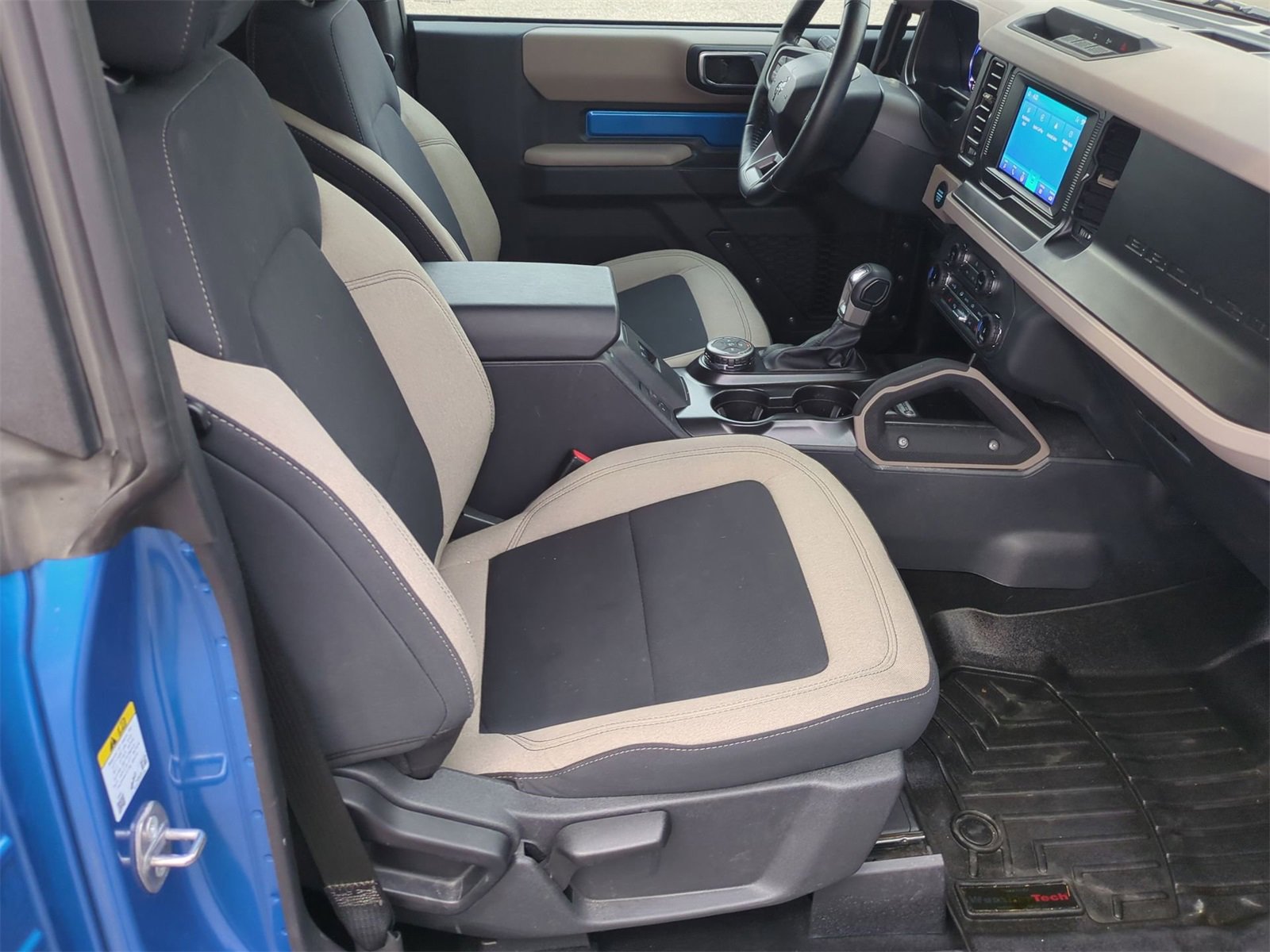 Thumbnail: 2022 Ford Bronco - 20