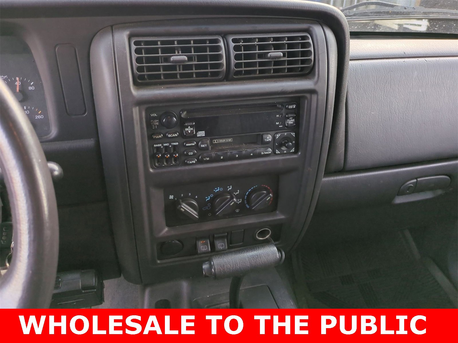 Thumbnail: 2001 Jeep Cherokee - 26