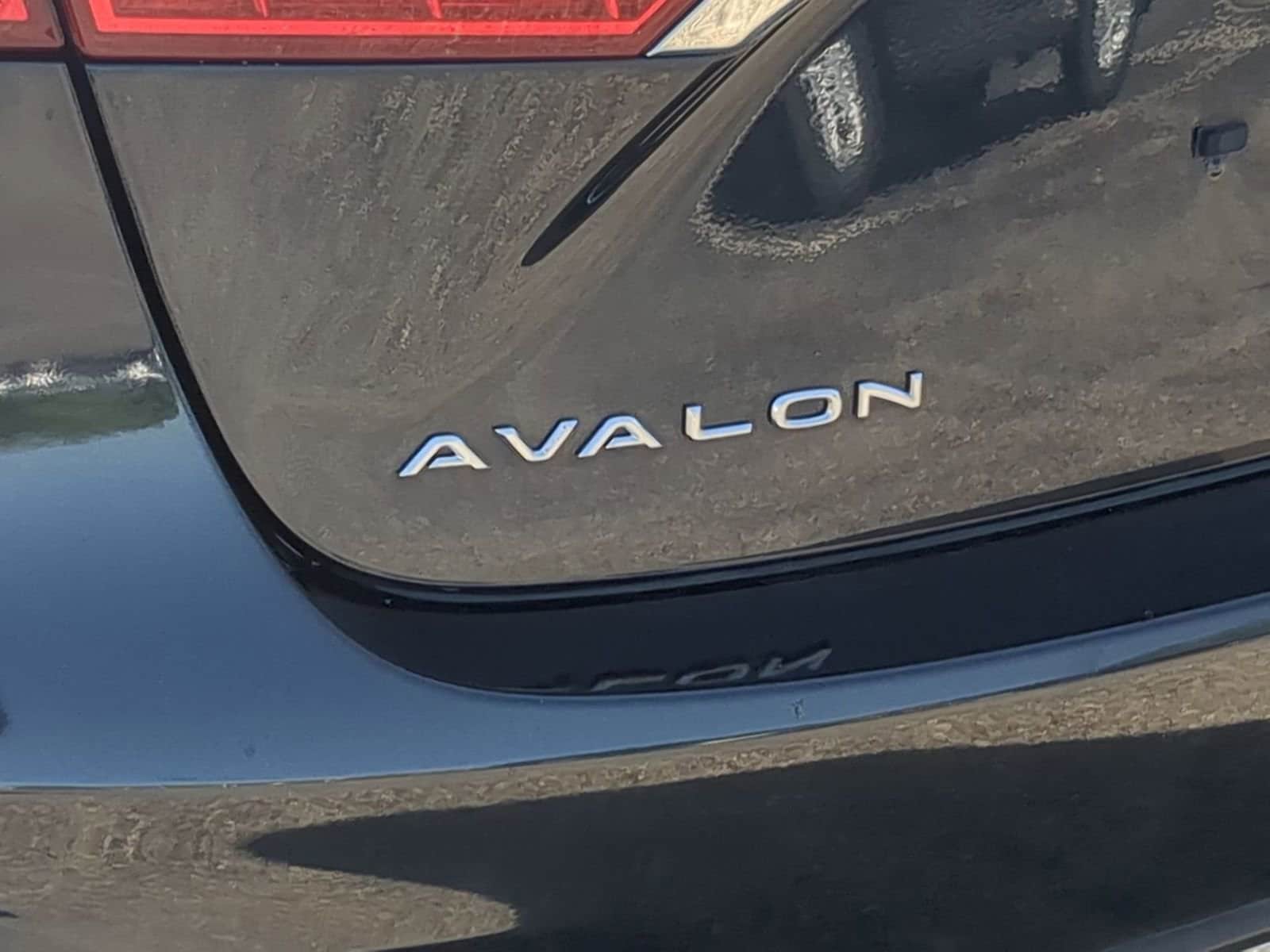 Thumbnail: 2017 Toyota Avalon - 13