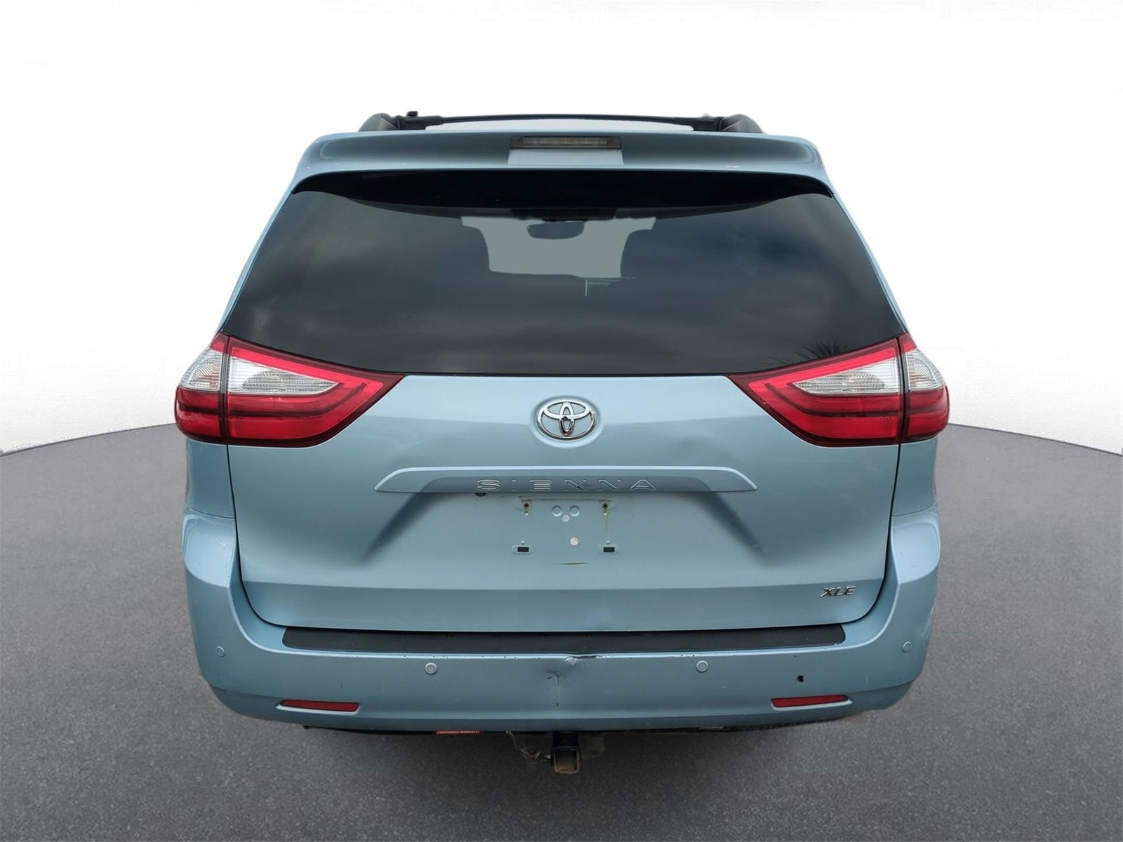 Thumbnail: 2015 Toyota Sienna - 7