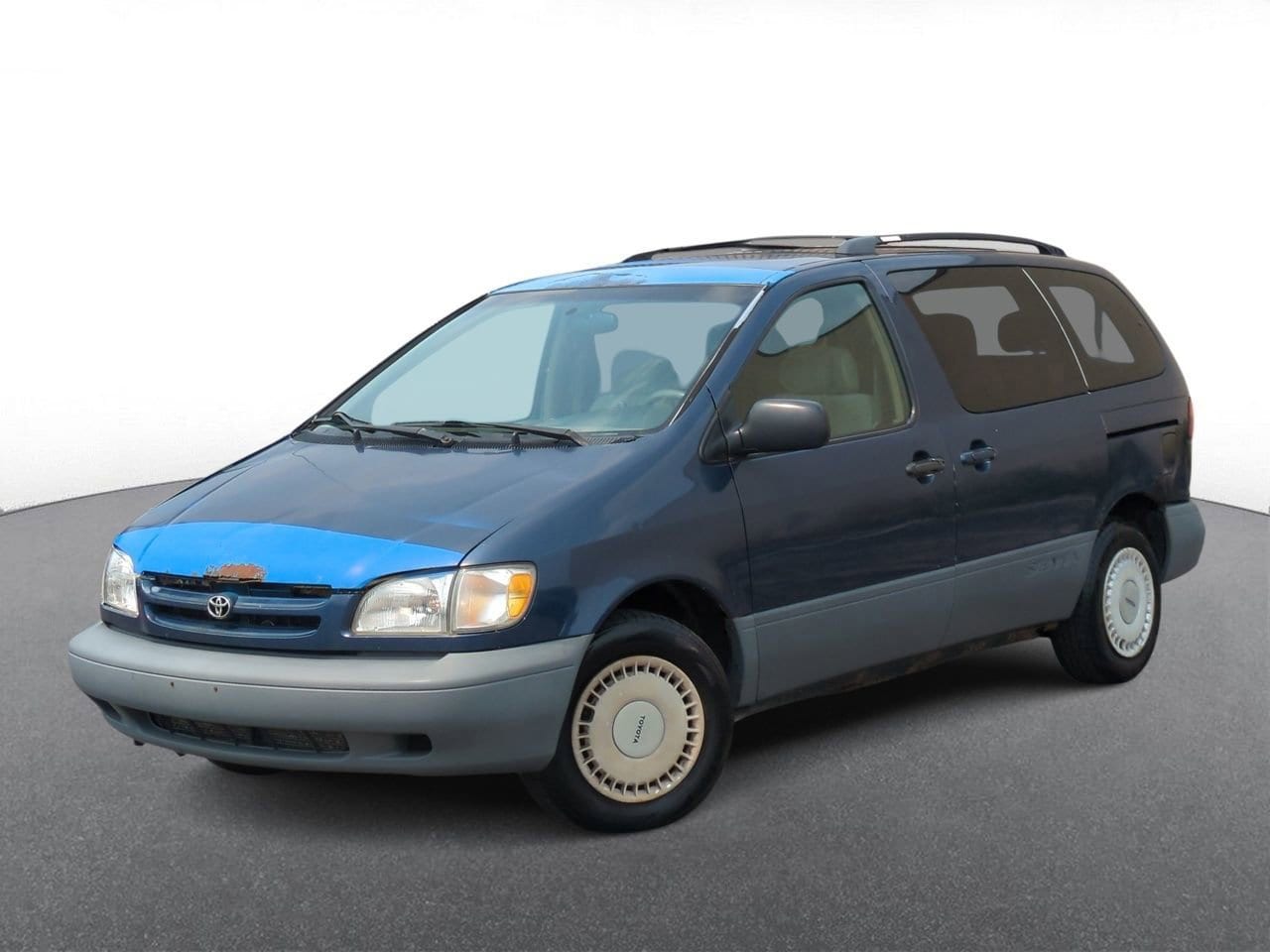2000 Toyota Sienna LE -
                  Troy, MI