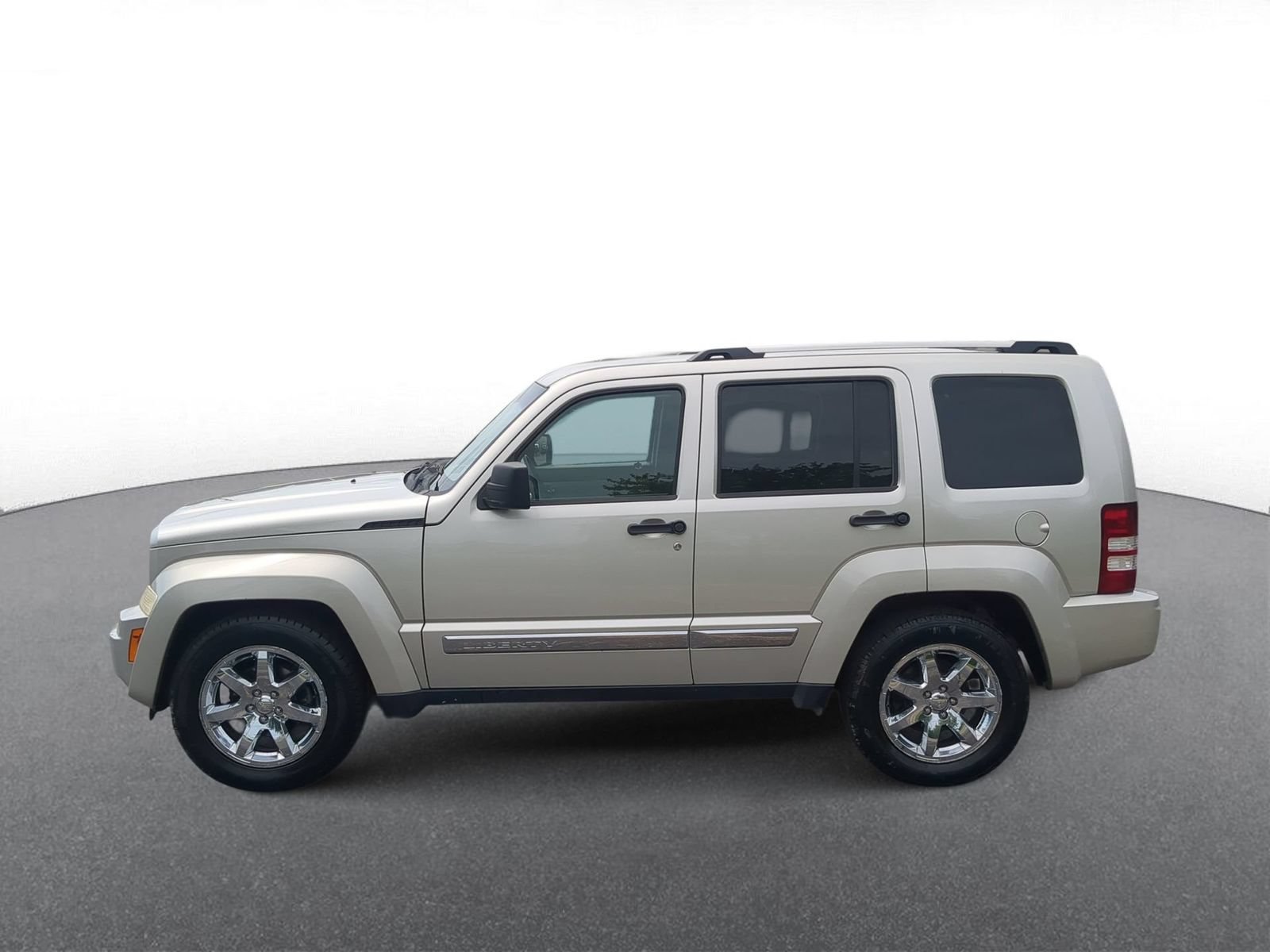 Thumbnail: 2009 Jeep Liberty - 5