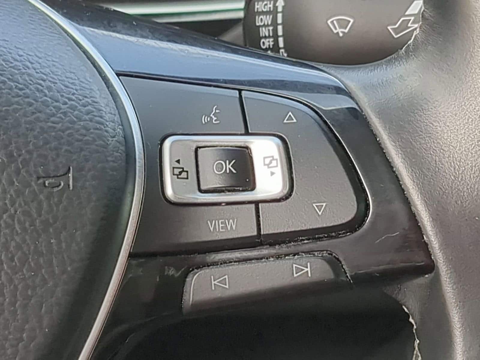 Thumbnail: 2019 Volkswagen Jetta - 24
