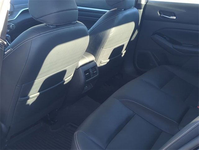 Thumbnail: 2022 Nissan Altima - 18