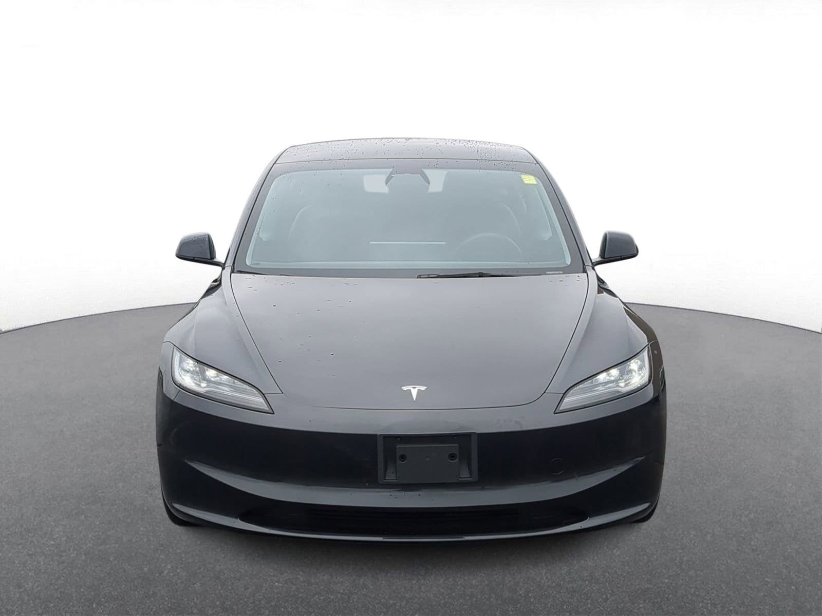 Thumbnail: 2024 Tesla Model 3 - 3