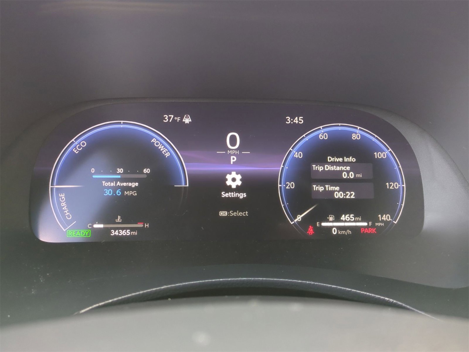 Thumbnail: 2023 Toyota Highlander - 33