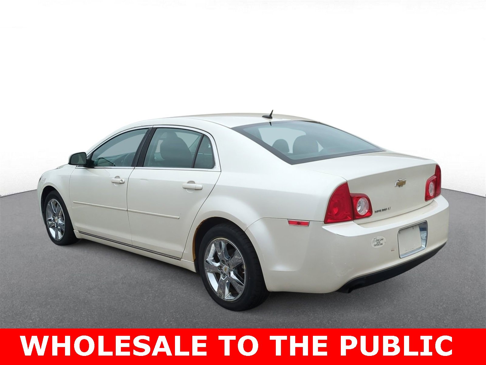 Thumbnail: 2011 Chevrolet Malibu - 6