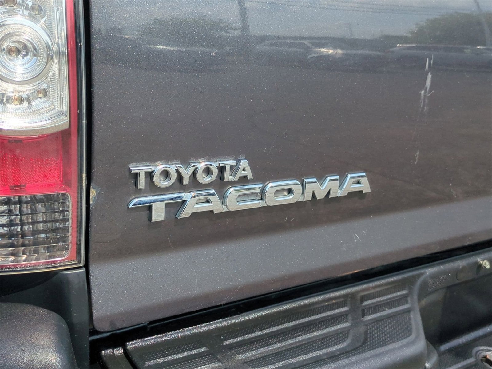 Thumbnail: 2014 Toyota Tacoma - 11