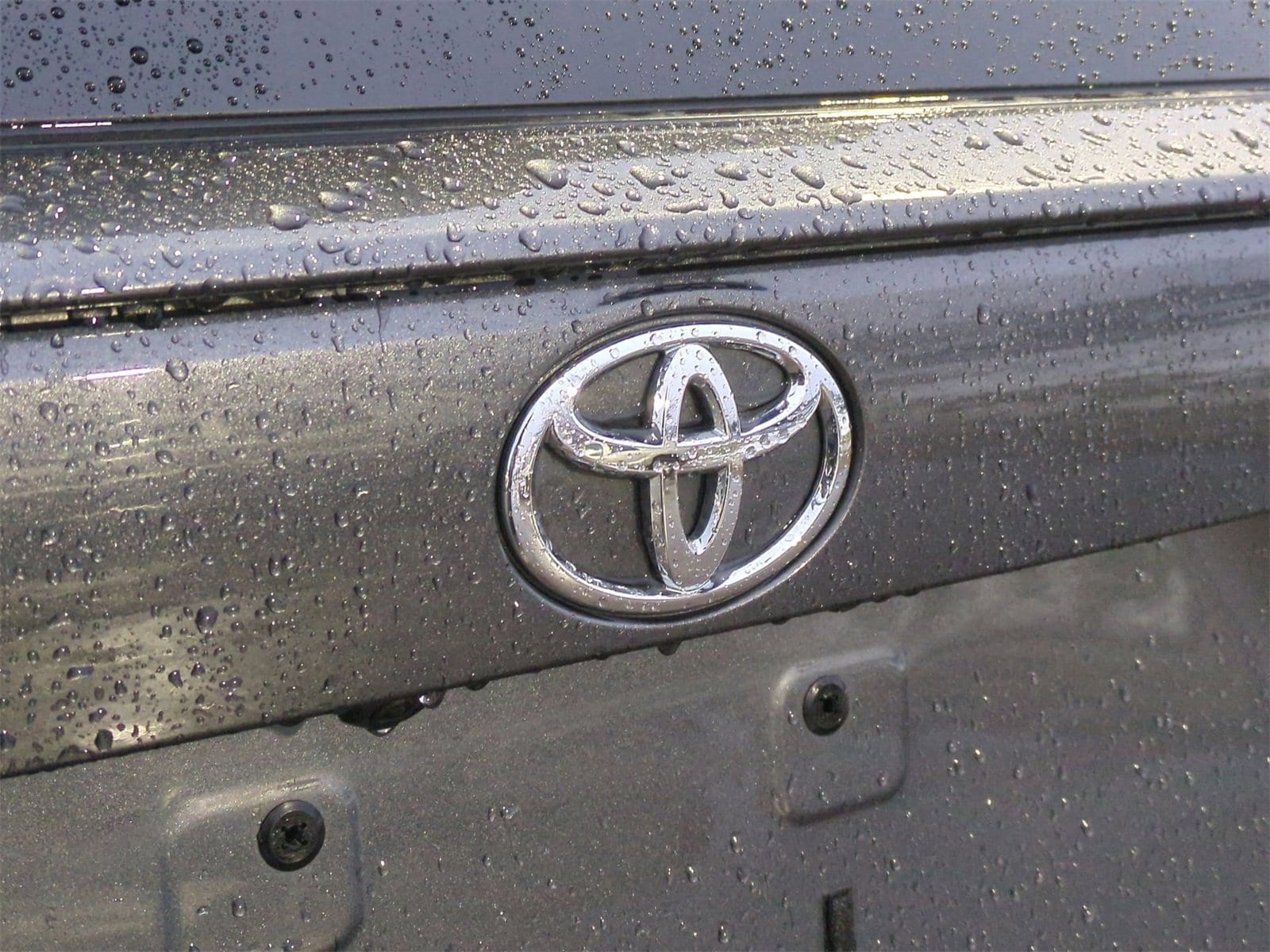 Thumbnail: 2021 Toyota RAV4 - 12