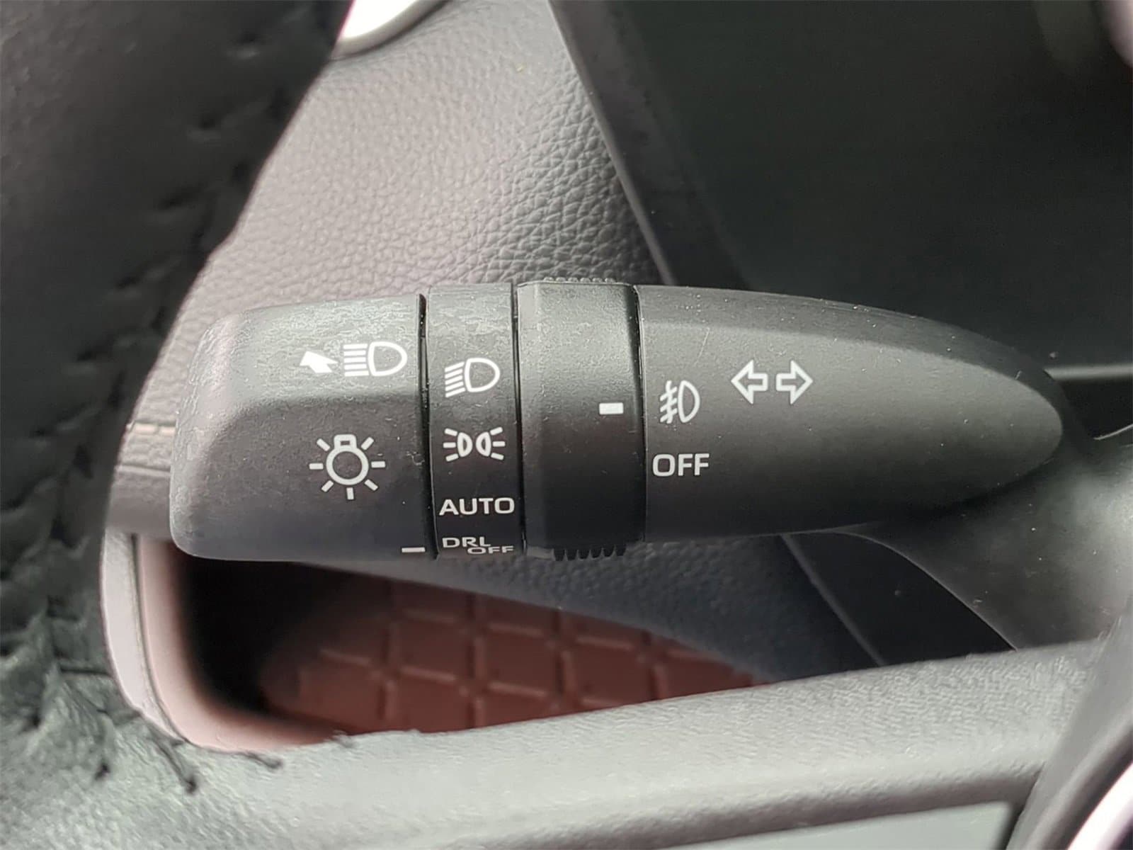 Thumbnail: 2024 Toyota RAV4 - 32