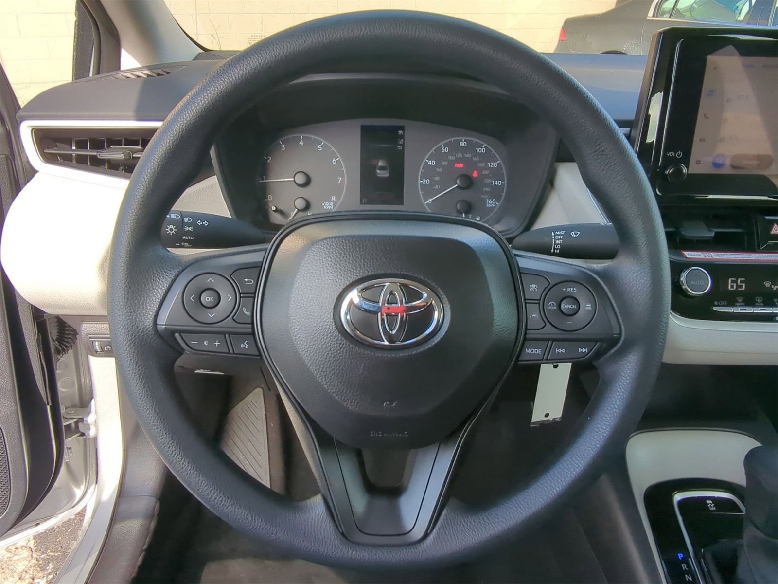 Thumbnail: 2025 Toyota Corolla - 28