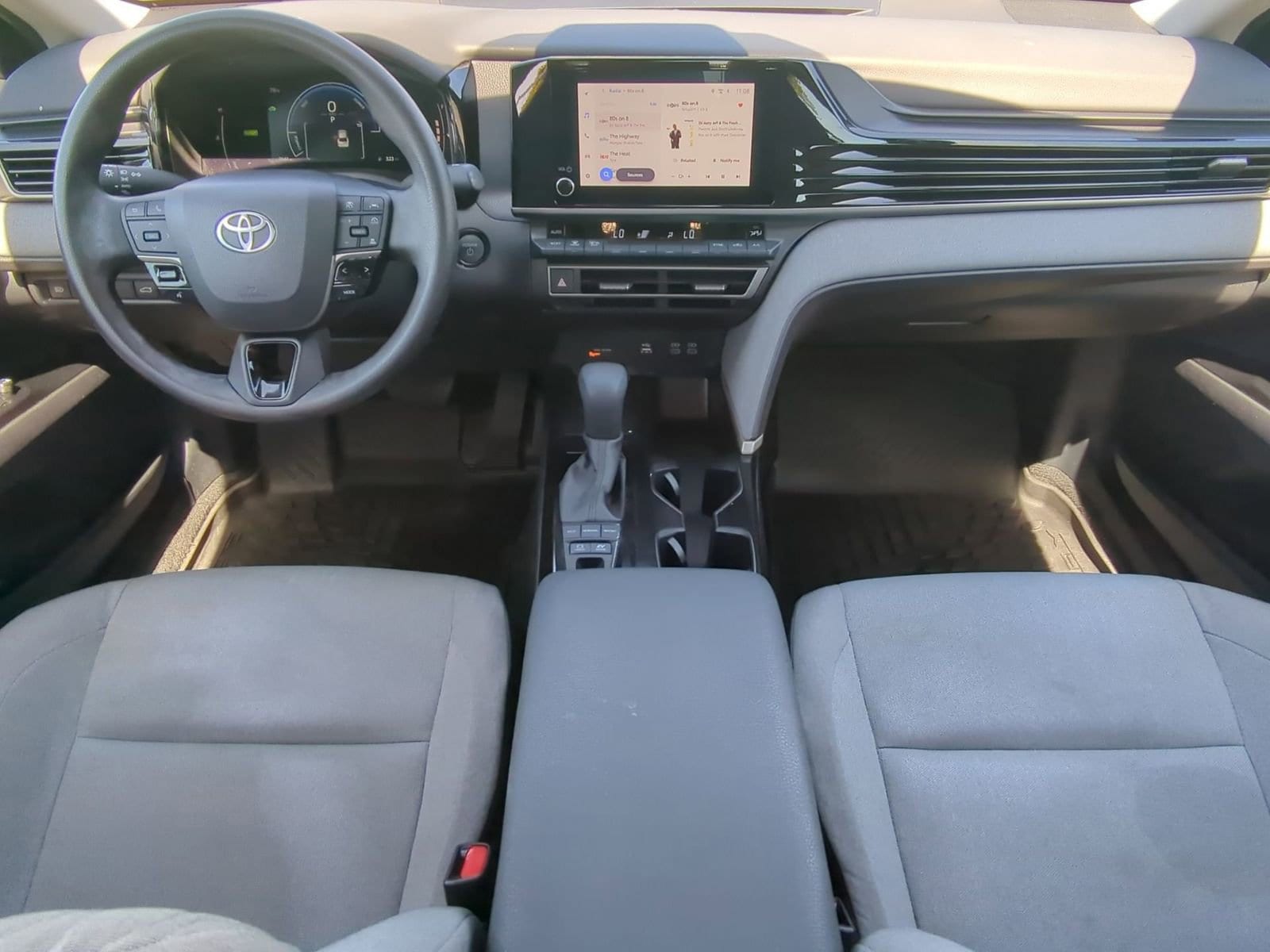 Thumbnail: 2025 Toyota Camry - 15
