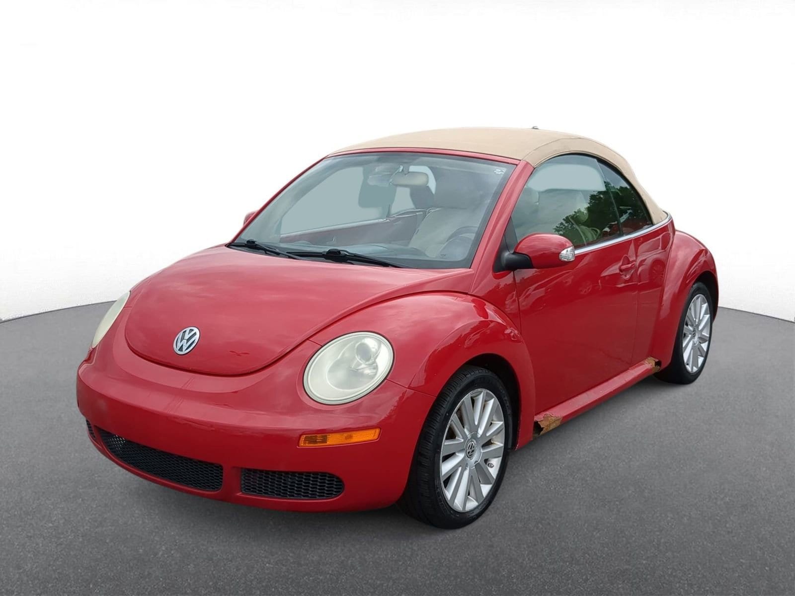 Thumbnail: 2008 Volkswagen New Beetle - 4