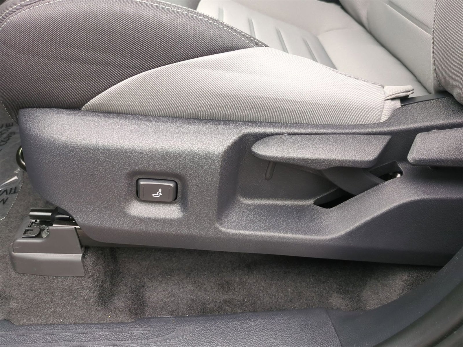 Thumbnail: 2025 Toyota Tacoma - 17