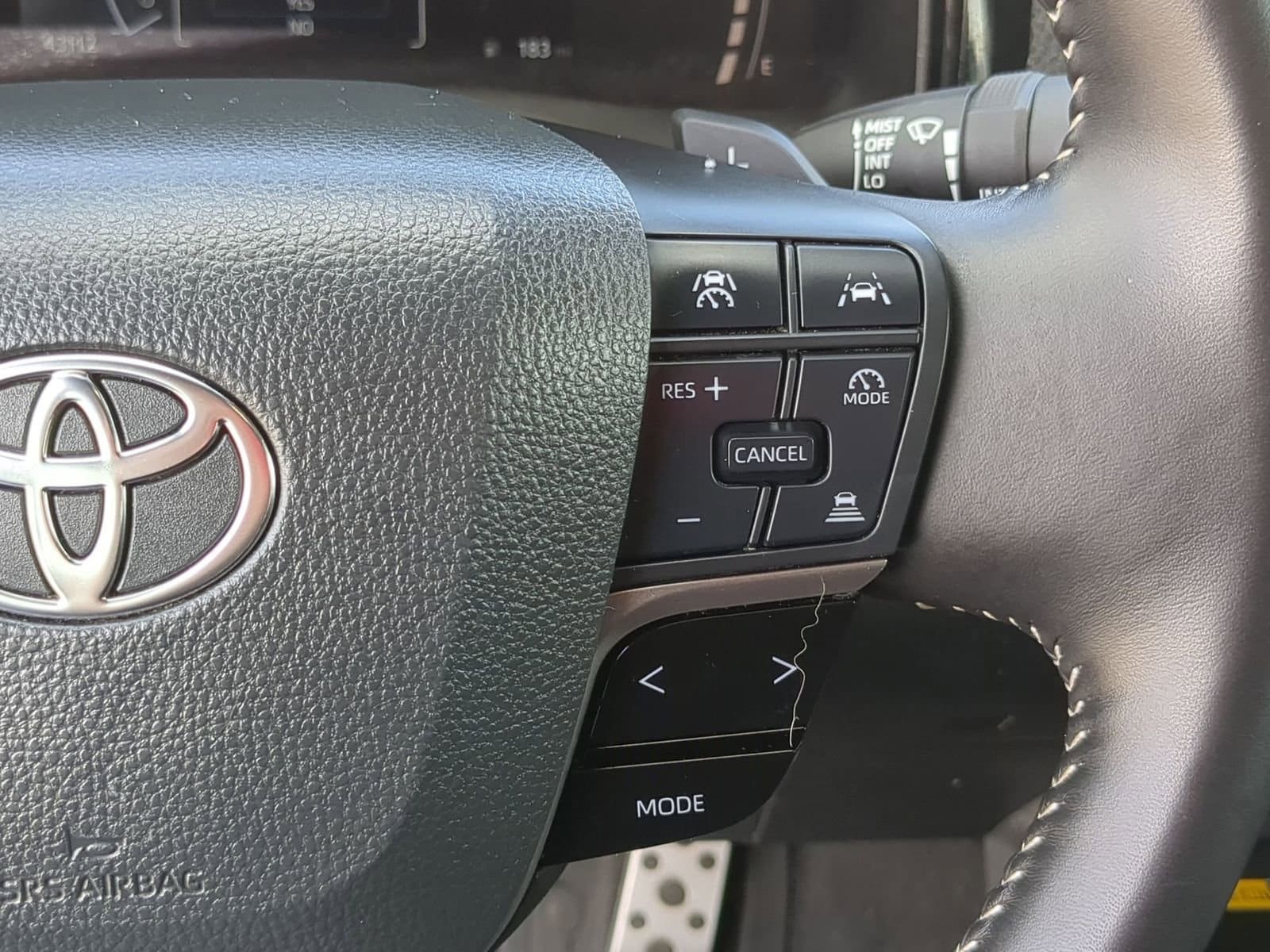 Thumbnail: 2025 Toyota Camry - 24