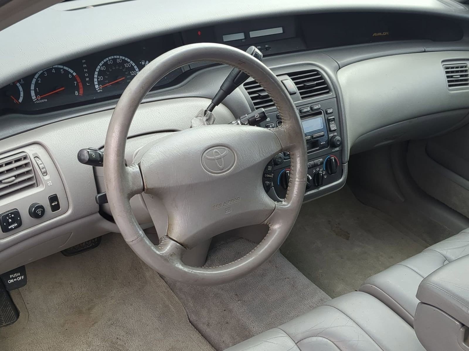 Thumbnail: 2001 Toyota Avalon - 10