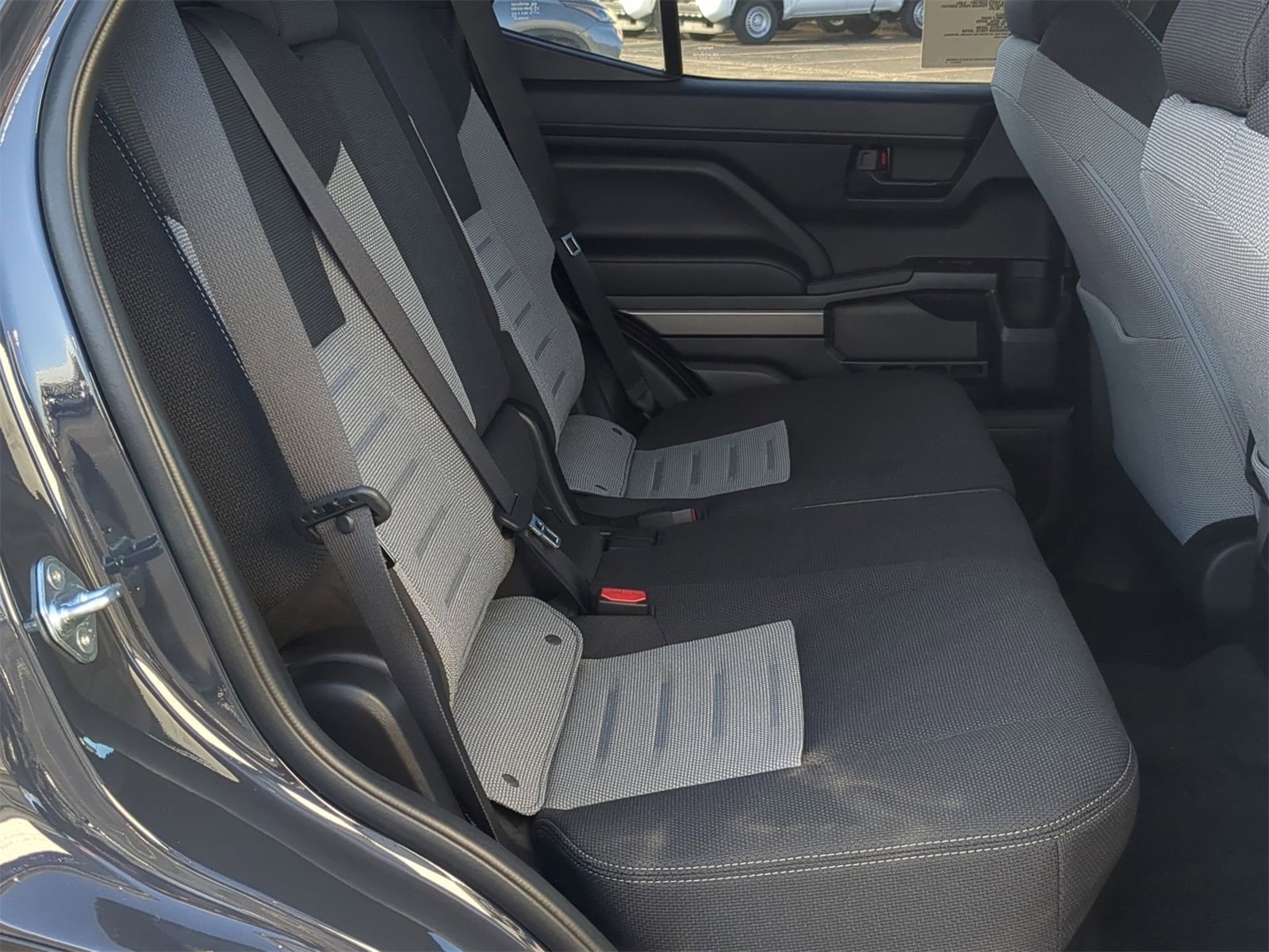 Thumbnail: 2025 Toyota 4Runner - 27