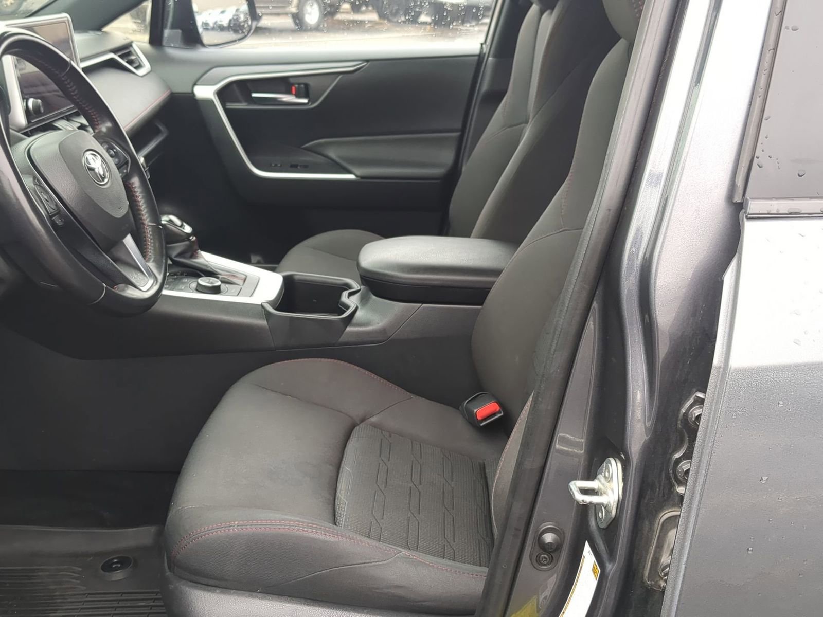 Thumbnail: 2023 Toyota RAV4 - 16