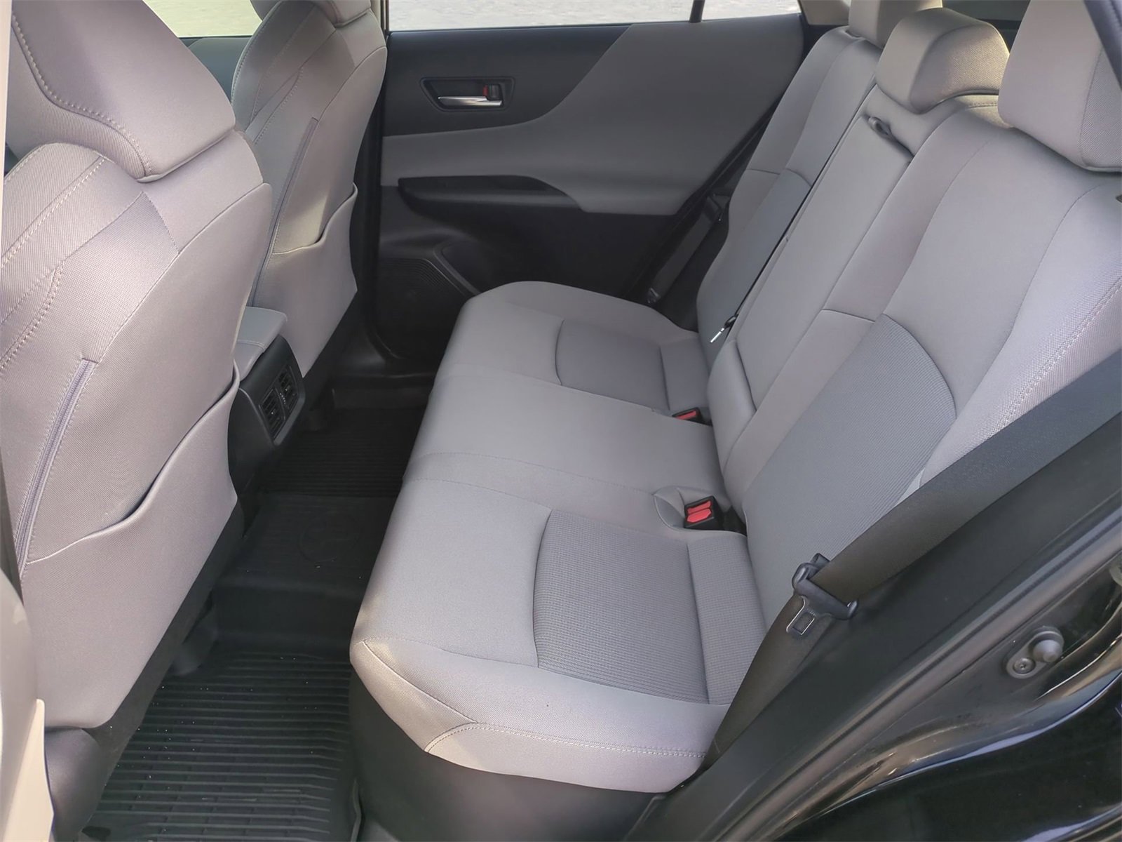 Thumbnail: 2021 Toyota Venza - 19