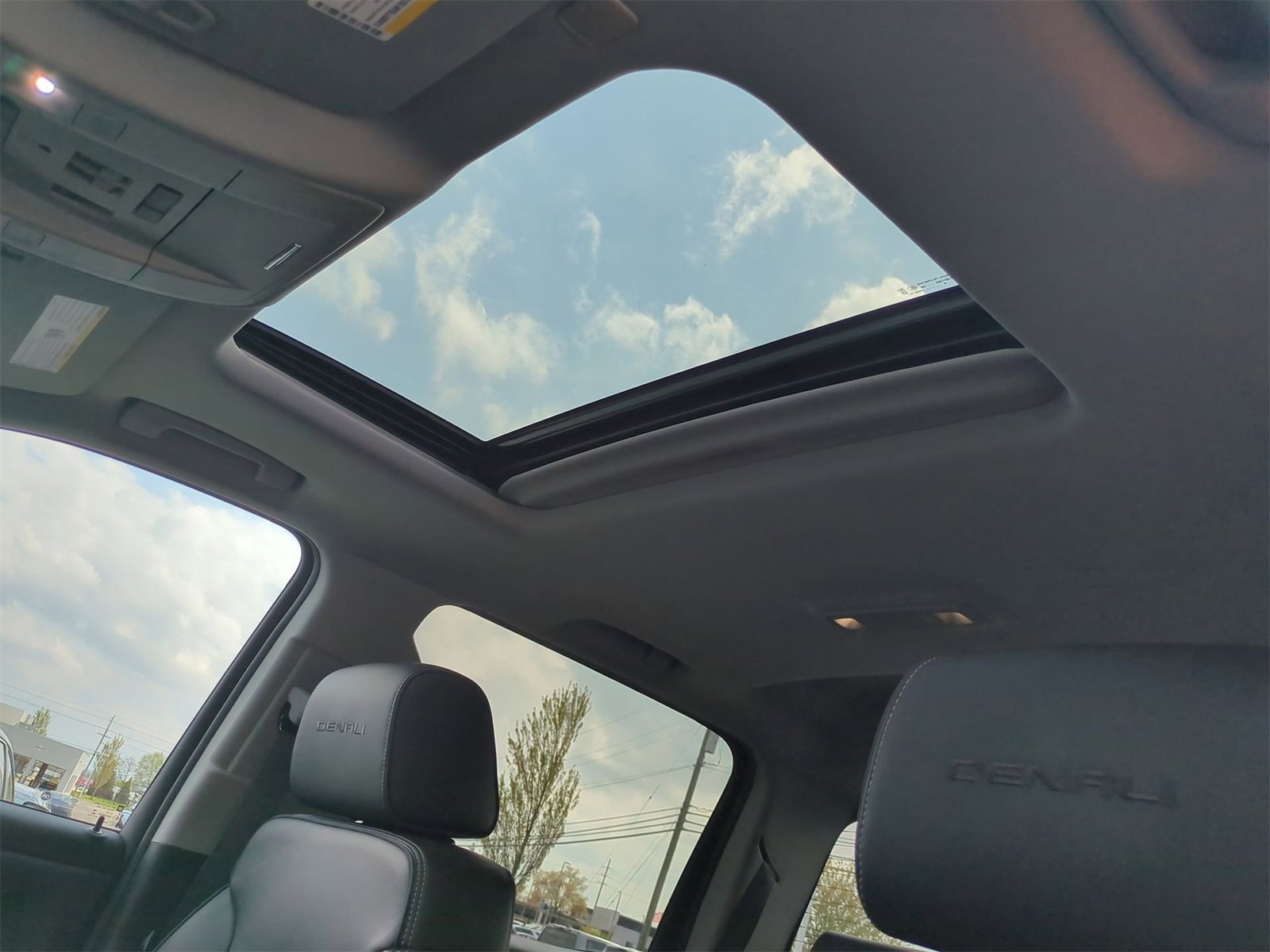 Thumbnail: 2018 GMC Sierra 1500 - 16