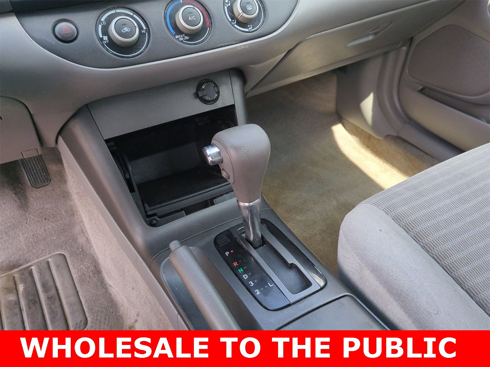 Thumbnail: 2005 Toyota Camry - 26