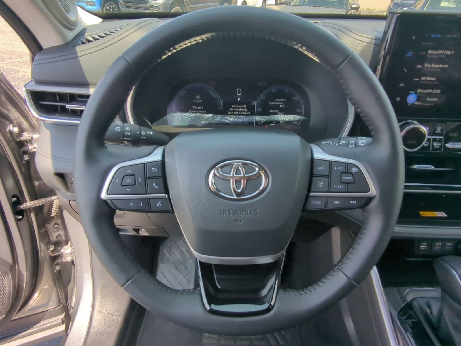 Thumbnail: 2025 Toyota Highlander - 22
