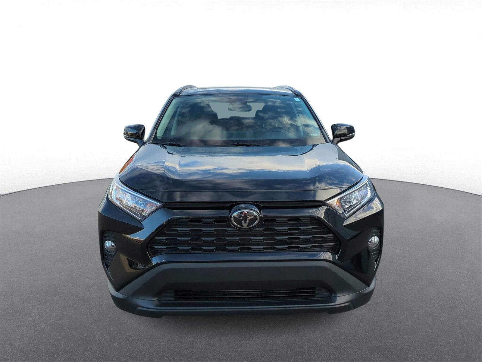 Thumbnail: 2020 Toyota RAV4 - 3