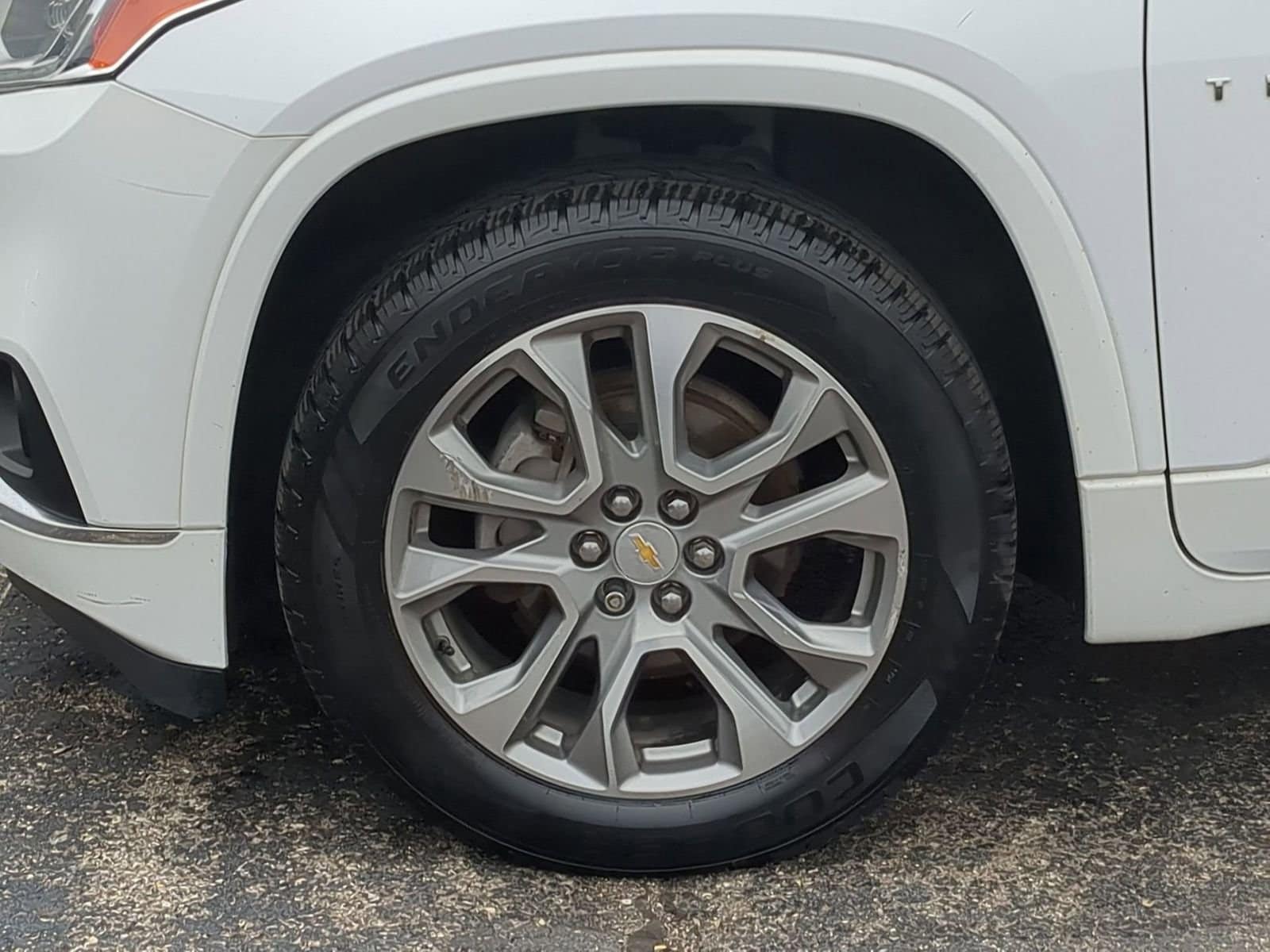 Thumbnail: 2020 Chevrolet Traverse - 14