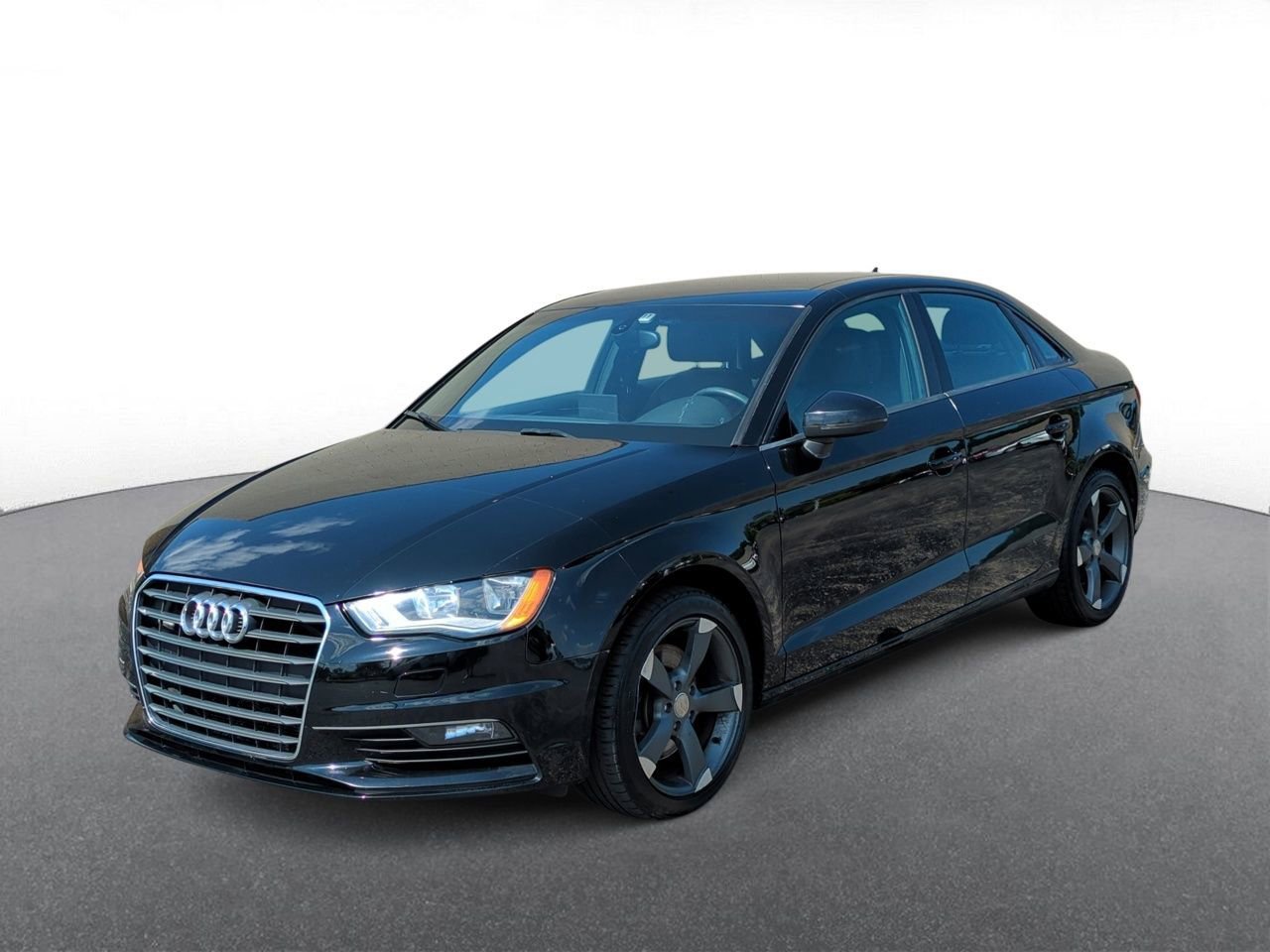 2015 Audi A3 1.8T Premium photo 4