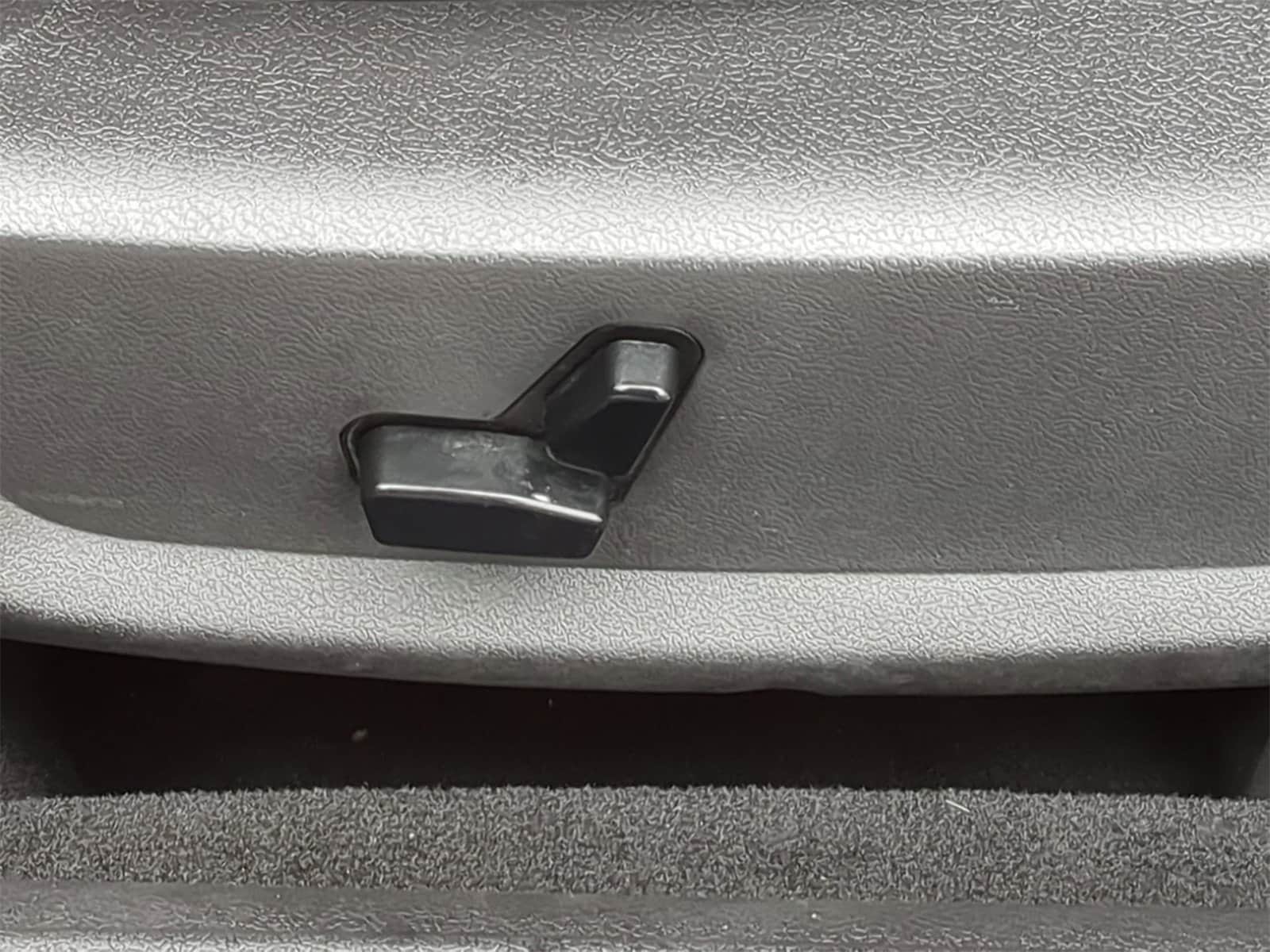 Thumbnail: 2009 Dodge Challenger - 23